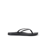 Cushion Slim Studs