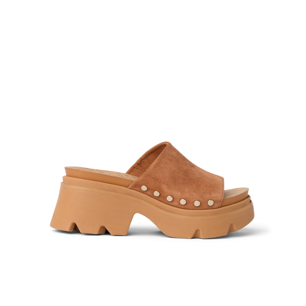 Cognac Studs